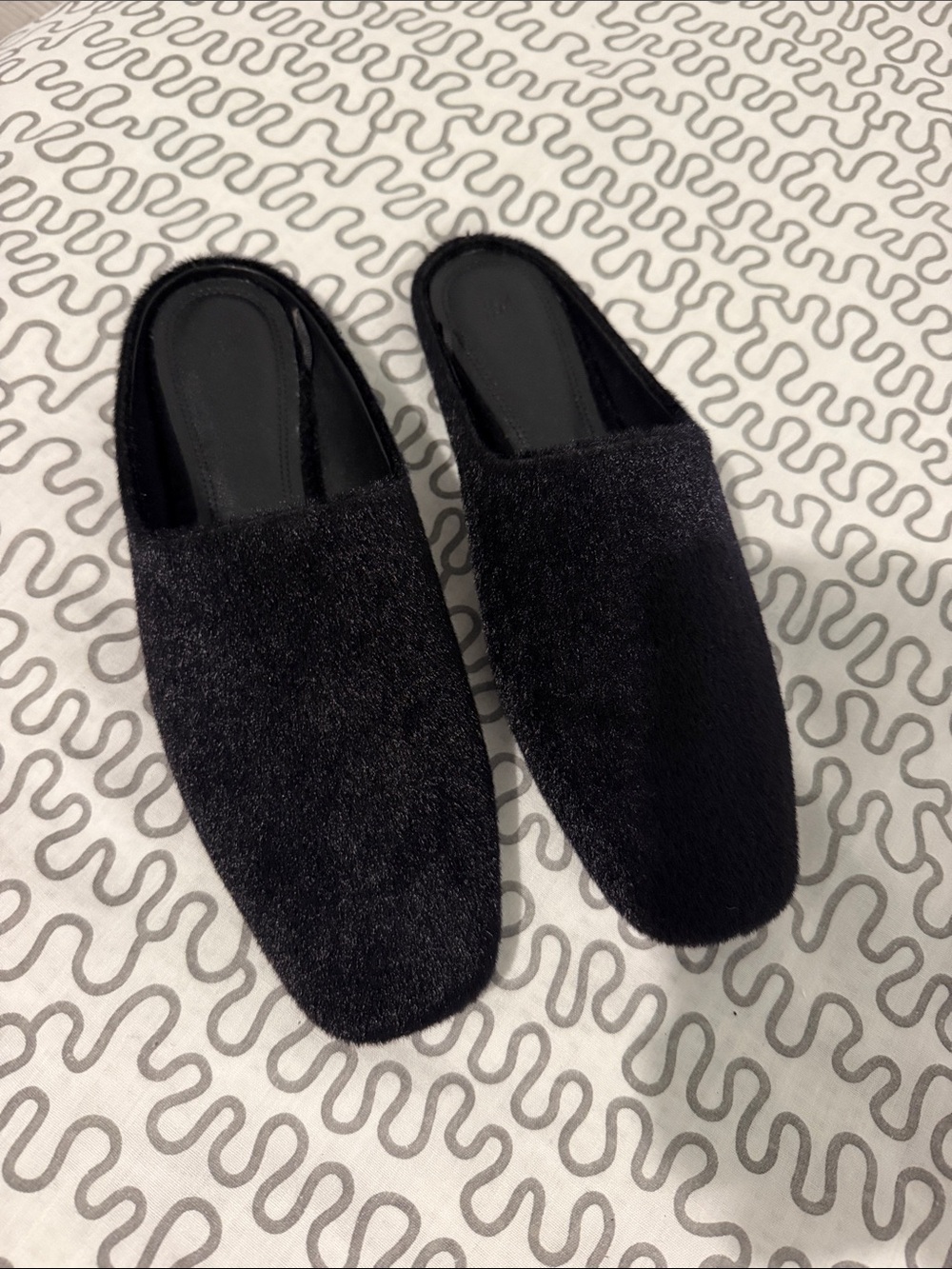 H&M Black Faux-Fur Slip-On Mules